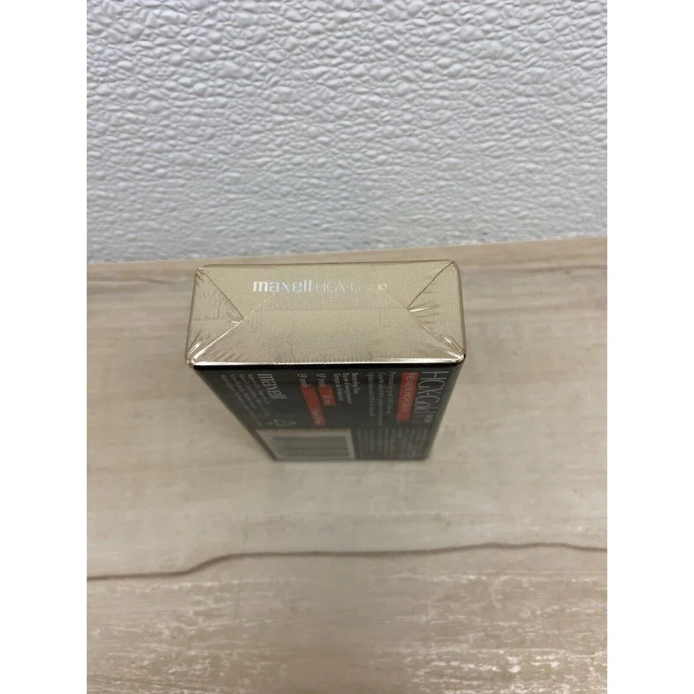 Maxell TC-30 VHS-C Premium High Grade HGX-Gold Video Cassette
